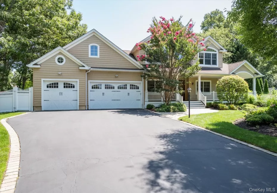 12 Glenridge Lane, Smithtown, NY, 4 Bedrooms Bedrooms, 8 Rooms Rooms,3 BathroomsBathrooms,Residential Lease,For Rent,Glenridge,0,1035185 12 Glenridge Lane, Smithtown, NY, 4 Bedrooms Bedrooms, 8 Rooms Rooms,3 BathroomsBathrooms,Residential Lease,For Rent,Glenridge,0,1035185