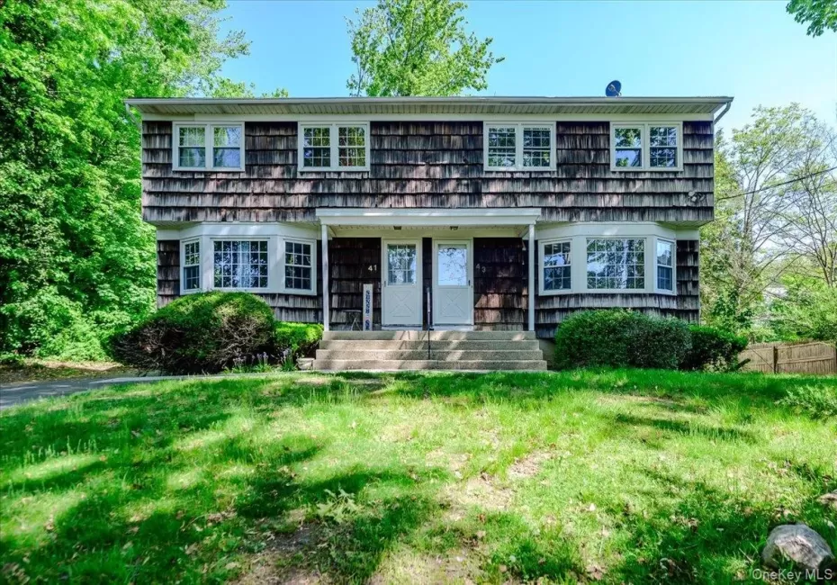 43 Evert Street, Huntington, NY, 3 Bedrooms Bedrooms, 6 Rooms Rooms,1 BathroomBathrooms,Residential Lease,For Rent,Evert,0,1036597 43 Evert Street, Huntington, NY, 3 Bedrooms Bedrooms, 6 Rooms Rooms,1 BathroomBathrooms,Residential Lease,For Rent,Evert,0,1036597