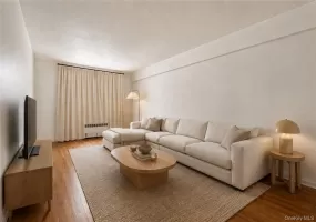 28-08 141st Street, New York, NY, 1 Bedroom Bedrooms, 4 Rooms Rooms,1 BathroomBathrooms,Residential,For Rent,141st,0,1036006 28-08 141st Street, New York, NY, 1 Bedroom Bedrooms, 4 Rooms Rooms,1 BathroomBathrooms,Residential,For Rent,141st,0,1036006