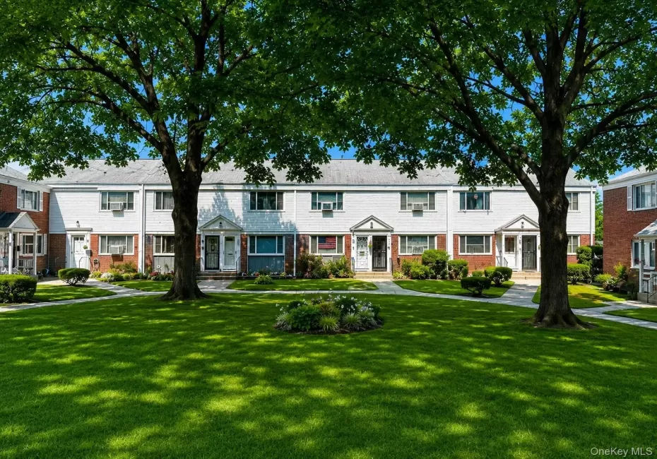13-42 212 Street, New York, NY, 2 Bedrooms Bedrooms, 5 Rooms Rooms,1 BathroomBathrooms,Residential,For Rent,212,0,1034695 13-42 212 Street, New York, NY, 2 Bedrooms Bedrooms, 5 Rooms Rooms,1 BathroomBathrooms,Residential,For Rent,212,0,1034695