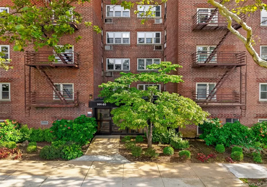 144-60 Gravett Rd, New York, NY, 3 Bedrooms Bedrooms, 6 Rooms Rooms,1 BathroomBathrooms,Residential,For Rent,Rd,0,1036789 144-60 Gravett Rd, New York, NY, 3 Bedrooms Bedrooms, 6 Rooms Rooms,1 BathroomBathrooms,Residential,For Rent,Rd,0,1036789