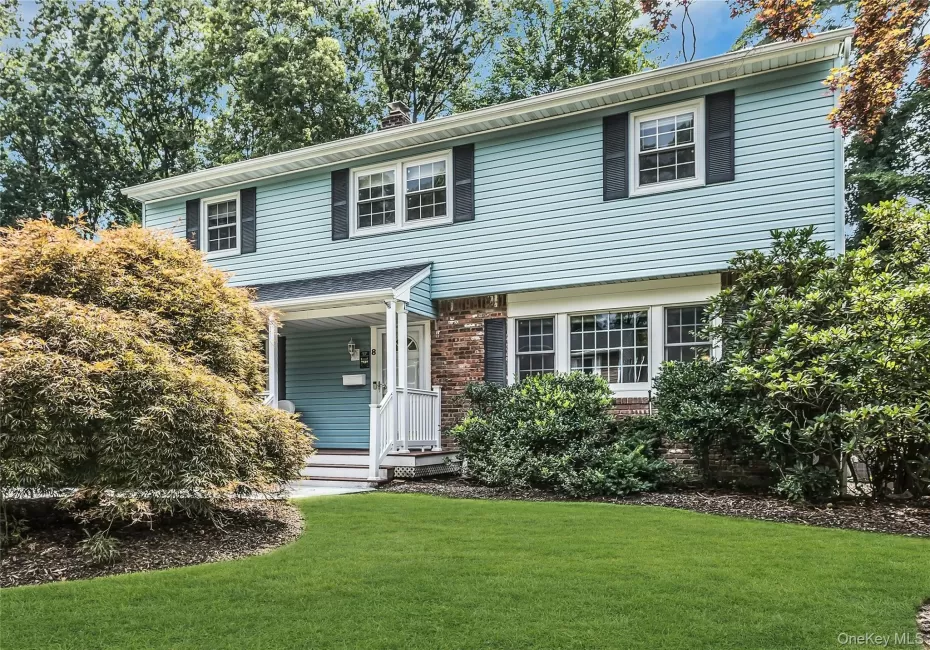 8 Lenmore Drive, Oyster Bay, NY, 4 Bedrooms Bedrooms, 8 Rooms Rooms,2 BathroomsBathrooms,Residential,For Rent,Lenmore,0,1035009 8 Lenmore Drive, Oyster Bay, NY, 4 Bedrooms Bedrooms, 8 Rooms Rooms,2 BathroomsBathrooms,Residential,For Rent,Lenmore,0,1035009