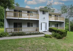 126 Main Street, Esopus, NY, 1 Bedroom Bedrooms, 4 Rooms Rooms,1 BathroomBathrooms,Residential Lease,For Rent,Main,0,1036987 126 Main Street, Esopus, NY, 1 Bedroom Bedrooms, 4 Rooms Rooms,1 BathroomBathrooms,Residential Lease,For Rent,Main,0,1036987