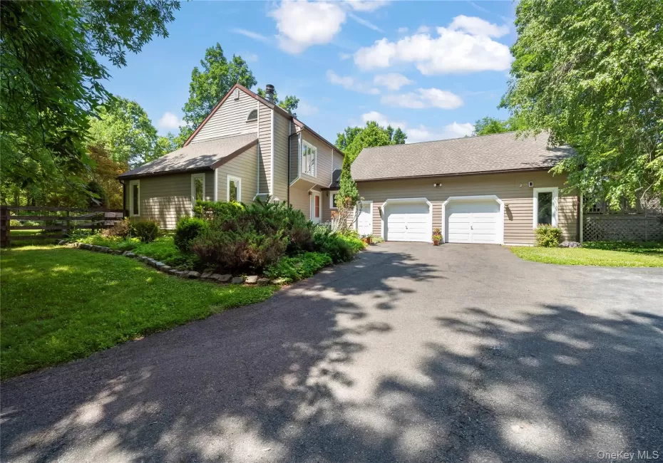 300 Old Sawmill Road, Germantown, NY, 4 Bedrooms Bedrooms, 10 Rooms Rooms,3 BathroomsBathrooms,Residential,For Rent,Old Sawmill,0,1037152 300 Old Sawmill Road, Germantown, NY, 4 Bedrooms Bedrooms, 10 Rooms Rooms,3 BathroomsBathrooms,Residential,For Rent,Old Sawmill,0,1037152