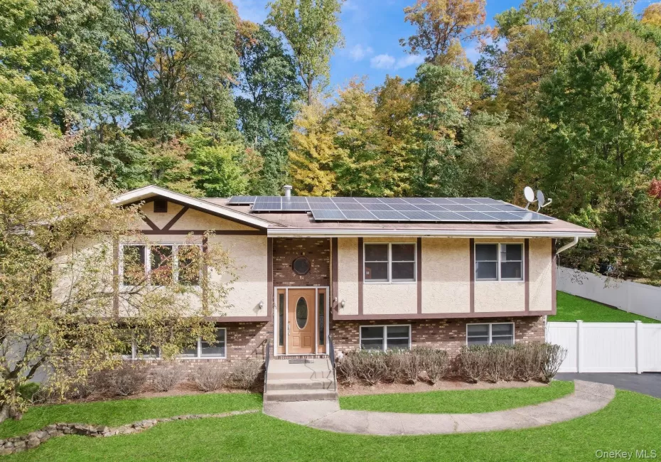 22 Lorna Lane, Ramapo, NY, 5 Bedrooms Bedrooms, 11 Rooms Rooms,3 BathroomsBathrooms,Residential,For Rent,Lorna,0,1037122 22 Lorna Lane, Ramapo, NY, 5 Bedrooms Bedrooms, 11 Rooms Rooms,3 BathroomsBathrooms,Residential,For Rent,Lorna,0,1037122