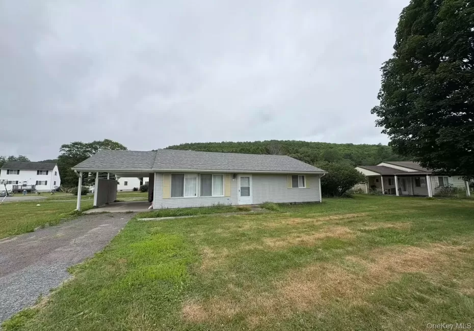 12 Pine Drive, Fallsburg, NY, 2 Bedrooms Bedrooms, 7 Rooms Rooms,2 BathroomsBathrooms,Residential,For Rent,Pine,0,1036902 12 Pine Drive, Fallsburg, NY, 2 Bedrooms Bedrooms, 7 Rooms Rooms,2 BathroomsBathrooms,Residential,For Rent,Pine,0,1036902