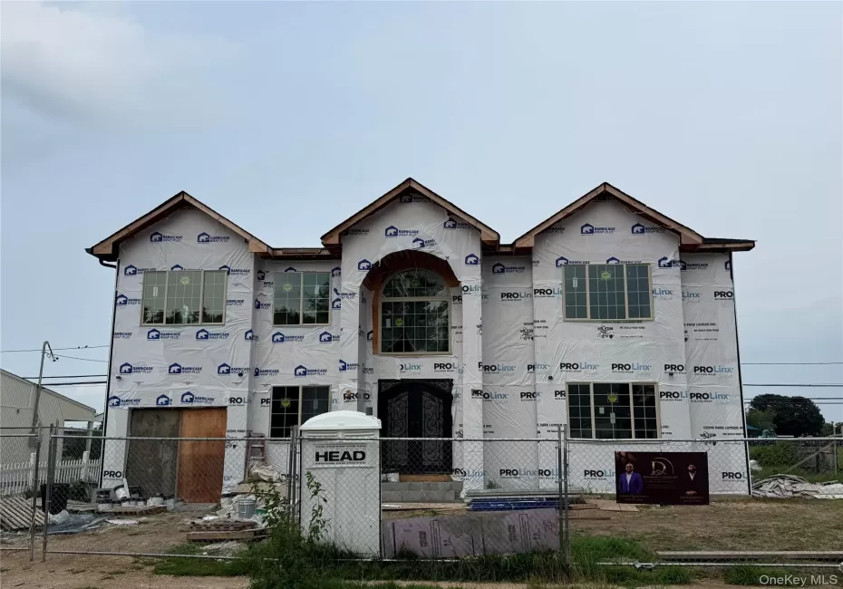 109 Spring Lane, Hempstead, NY, 5 Bedrooms Bedrooms, 13 Rooms Rooms,5 BathroomsBathrooms,Residential,For Rent,Spring,0,1037114 109 Spring Lane, Hempstead, NY, 5 Bedrooms Bedrooms, 13 Rooms Rooms,5 BathroomsBathrooms,Residential,For Rent,Spring,0,1037114