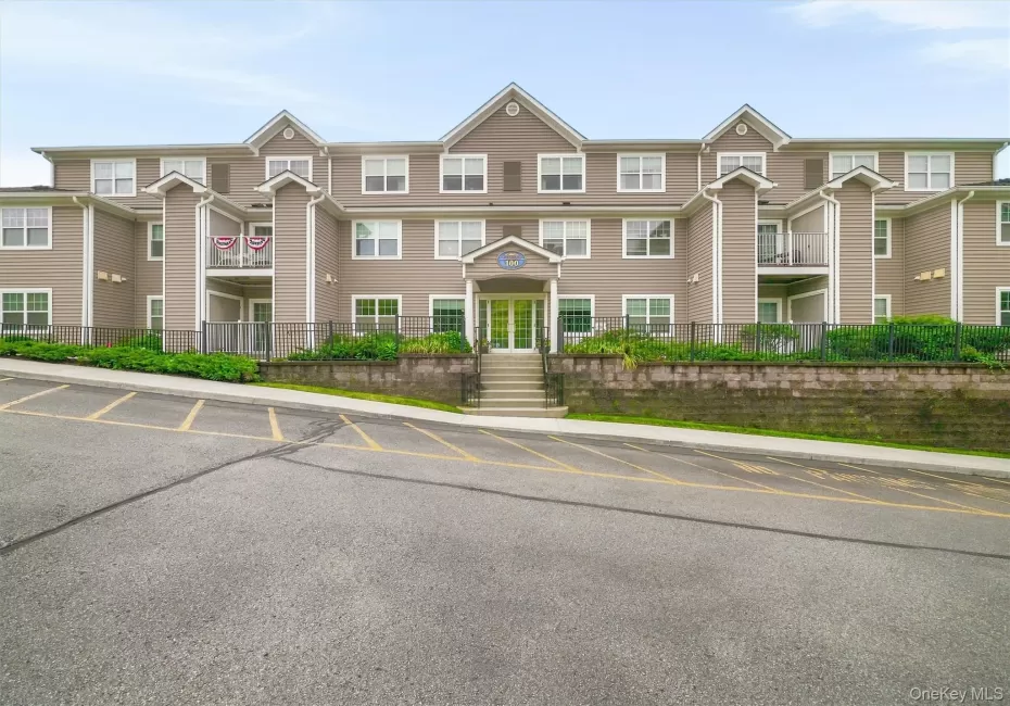 100 Woodcrest Lane, Mount Kisco, NY, 2 Bedrooms Bedrooms, 4 Rooms Rooms,2 BathroomsBathrooms,Residential,For Rent,Woodcrest,0,1036503 100 Woodcrest Lane, Mount Kisco, NY, 2 Bedrooms Bedrooms, 4 Rooms Rooms,2 BathroomsBathrooms,Residential,For Rent,Woodcrest,0,1036503
