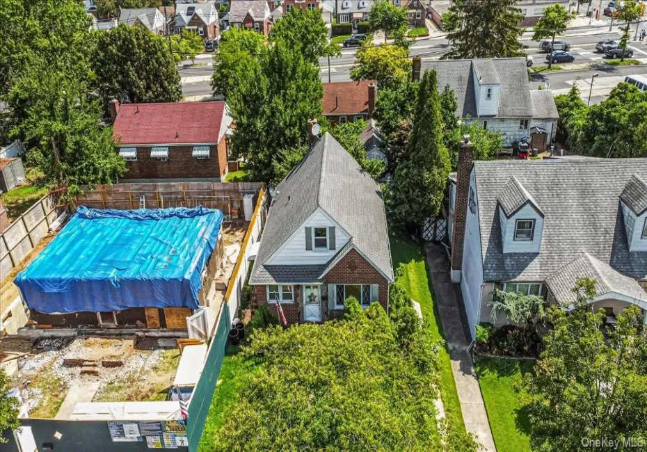 8341 253rd Street, New York, NY, 4 Bedrooms Bedrooms, 8 Rooms Rooms,1 BathroomBathrooms,Residential,For Rent,253rd,0,1036052 8341 253rd Street, New York, NY, 4 Bedrooms Bedrooms, 8 Rooms Rooms,1 BathroomBathrooms,Residential,For Rent,253rd,0,1036052