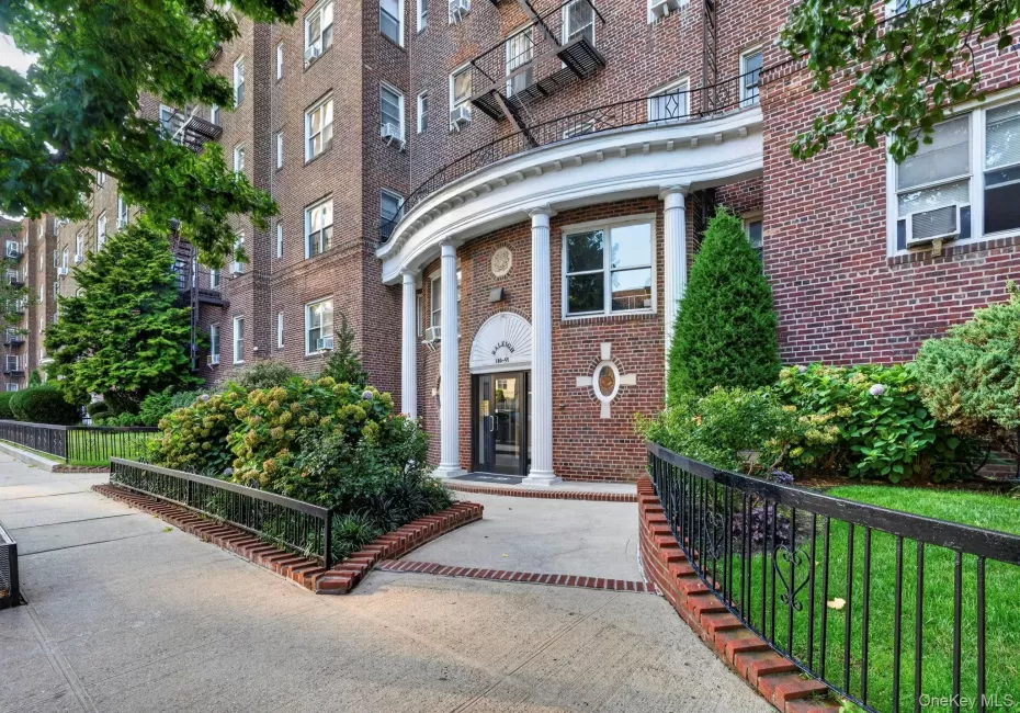 110-55 72nd Rd, New York, NY, 1 Bedroom Bedrooms, 4 Rooms Rooms,1 BathroomBathrooms,Residential,For Rent,72nd Rd,0,1037258 110-55 72nd Rd, New York, NY, 1 Bedroom Bedrooms, 4 Rooms Rooms,1 BathroomBathrooms,Residential,For Rent,72nd Rd,0,1037258