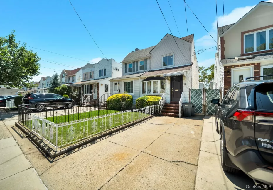 1646 36th Street, New York, NY, 3 Bedrooms Bedrooms, 6 Rooms Rooms,2 BathroomsBathrooms,Residential,For Rent,36th,0,1037335 1646 36th Street, New York, NY, 3 Bedrooms Bedrooms, 6 Rooms Rooms,2 BathroomsBathrooms,Residential,For Rent,36th,0,1037335