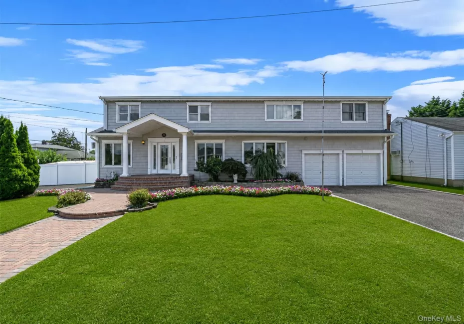 52 Manhattan Avenue, West Babylon, NY, 5 Bedrooms Bedrooms, 8 Rooms Rooms,4 BathroomsBathrooms,Residential,For Rent,Manhattan,0,1037663 52 Manhattan Avenue, West Babylon, NY, 5 Bedrooms Bedrooms, 8 Rooms Rooms,4 BathroomsBathrooms,Residential,For Rent,Manhattan,0,1037663