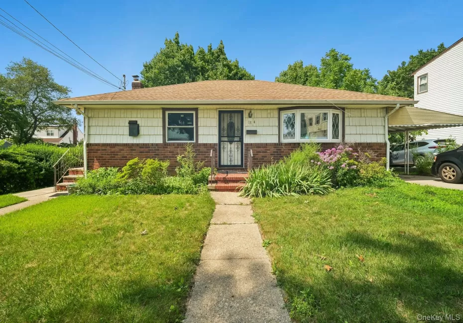 174 Frederick Avenue, Hempstead, NY, 3 Bedrooms Bedrooms, 8 Rooms Rooms,2 BathroomsBathrooms,Residential,For Rent,Frederick,0,1035310 174 Frederick Avenue, Hempstead, NY, 3 Bedrooms Bedrooms, 8 Rooms Rooms,2 BathroomsBathrooms,Residential,For Rent,Frederick,0,1035310