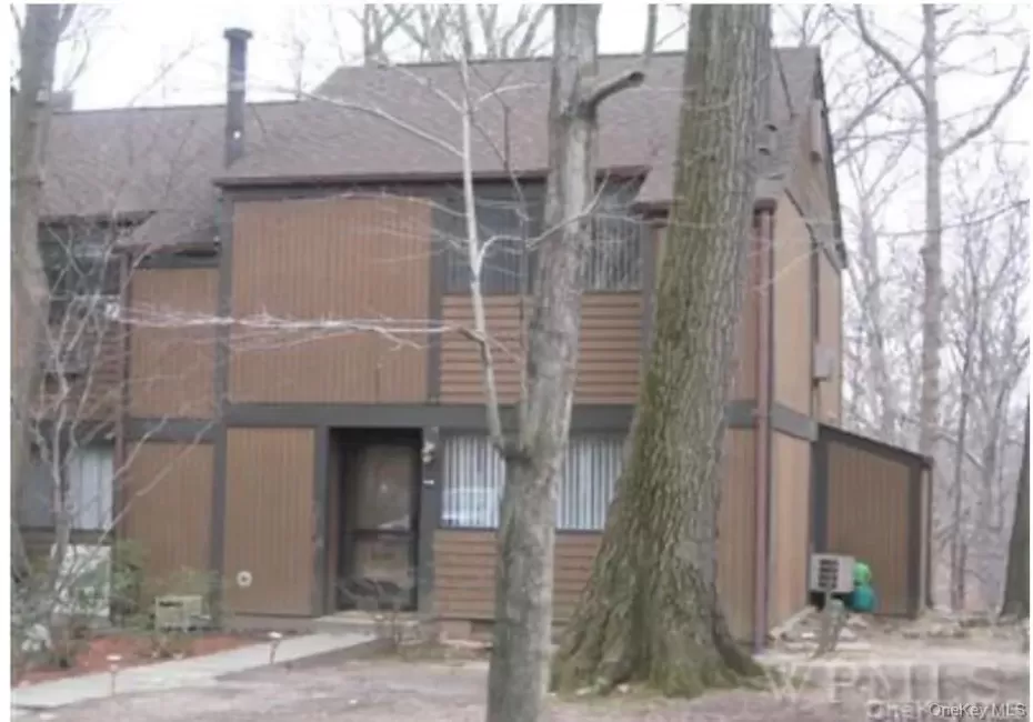 114 Round Hill Road, Greenburgh, NY, 2 Bedrooms Bedrooms, 8 Rooms Rooms,1 BathroomBathrooms,Residential,For Rent,Round Hill,0,1037610 114 Round Hill Road, Greenburgh, NY, 2 Bedrooms Bedrooms, 8 Rooms Rooms,1 BathroomBathrooms,Residential,For Rent,Round Hill,0,1037610