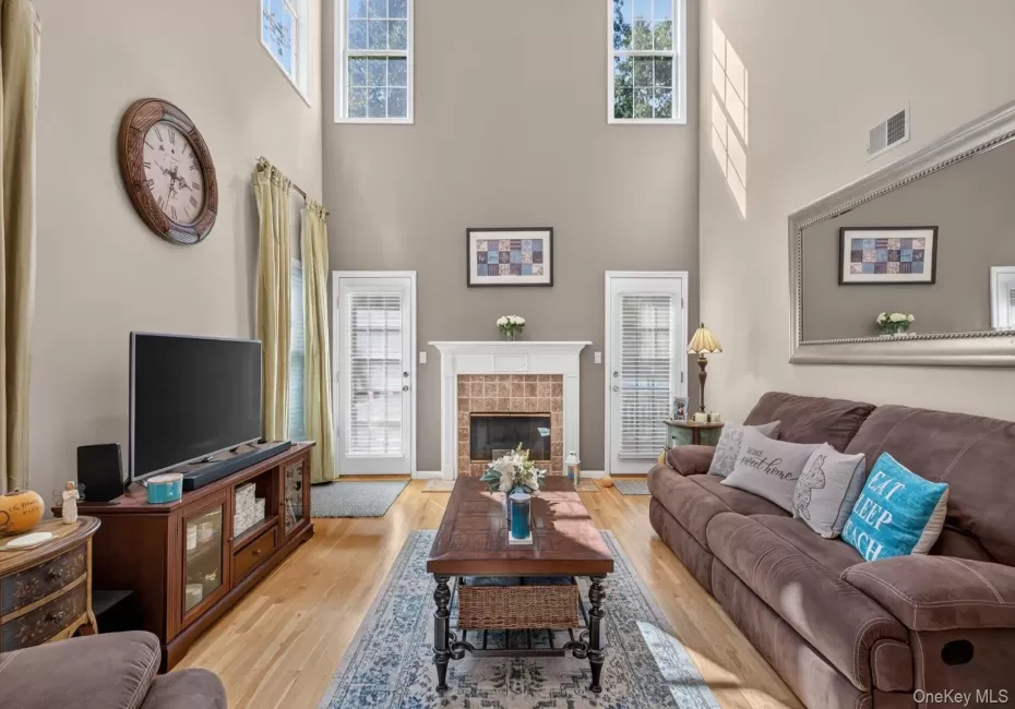 45 Tiffany Way, Smithtown, NY, 3 Bedrooms Bedrooms, 7 Rooms Rooms,2 BathroomsBathrooms,Residential,For Rent,Tiffany,0,1037521 45 Tiffany Way, Smithtown, NY, 3 Bedrooms Bedrooms, 7 Rooms Rooms,2 BathroomsBathrooms,Residential,For Rent,Tiffany,0,1037521