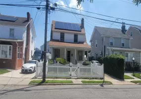 10515 220TH Street, New York, NY, 3 Bedrooms Bedrooms, 7 Rooms Rooms,2 BathroomsBathrooms,Residential,For Rent,220TH,0,1037599 10515 220TH Street, New York, NY, 3 Bedrooms Bedrooms, 7 Rooms Rooms,2 BathroomsBathrooms,Residential,For Rent,220TH,0,1037599