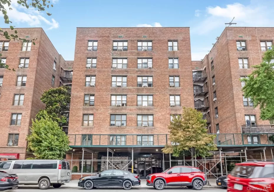 90-11 35th Avenue, New York, NY, 1 Bedroom Bedrooms, 4 Rooms Rooms,1 BathroomBathrooms,Residential,For Rent,35th,0,1035099 90-11 35th Avenue, New York, NY, 1 Bedroom Bedrooms, 4 Rooms Rooms,1 BathroomBathrooms,Residential,For Rent,35th,0,1035099