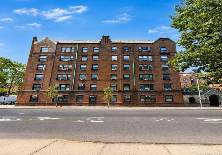 4220 Kissena Boulevard, New York, NY, 2 Bedrooms Bedrooms, 5 Rooms Rooms,1 BathroomBathrooms,Residential,For Rent,Kissena,0,1037471 4220 Kissena Boulevard, New York, NY, 2 Bedrooms Bedrooms, 5 Rooms Rooms,1 BathroomBathrooms,Residential,For Rent,Kissena,0,1037471