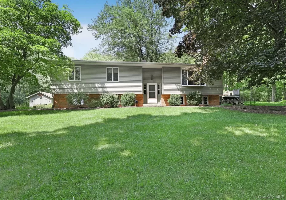 2333 Mountain Road, Mount Hope, NY, 3 Bedrooms Bedrooms, 11 Rooms Rooms,2 BathroomsBathrooms,Residential,For Rent,Mountain,0,1034700 2333 Mountain Road, Mount Hope, NY, 3 Bedrooms Bedrooms, 11 Rooms Rooms,2 BathroomsBathrooms,Residential,For Rent,Mountain,0,1034700