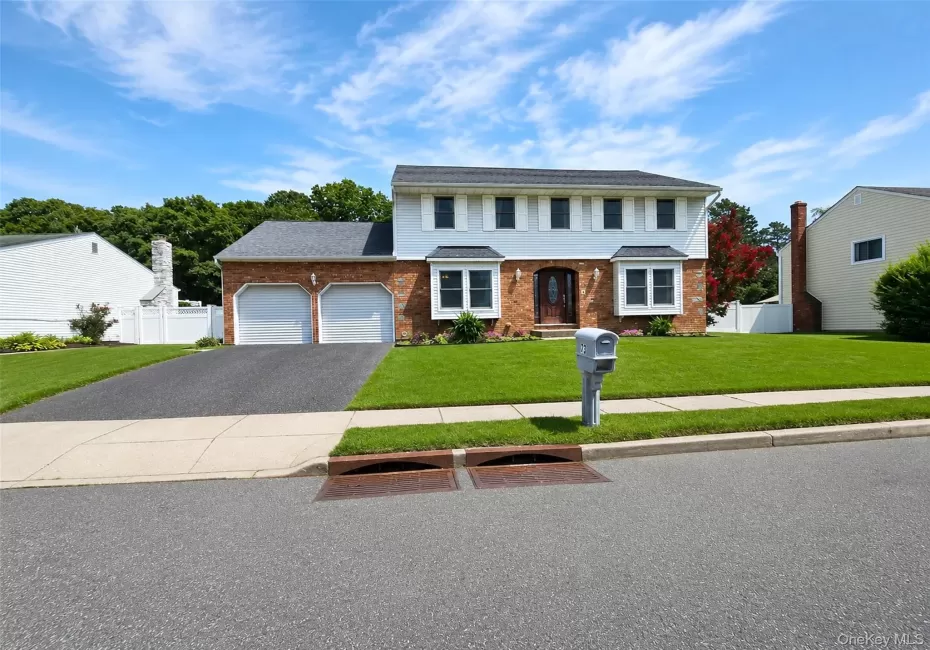 73 Springmeadow Drive, Islip, NY, 5 Bedrooms Bedrooms, 15 Rooms Rooms,3 BathroomsBathrooms,Residential,For Rent,Springmeadow,0,1034957 73 Springmeadow Drive, Islip, NY, 5 Bedrooms Bedrooms, 15 Rooms Rooms,3 BathroomsBathrooms,Residential,For Rent,Springmeadow,0,1034957