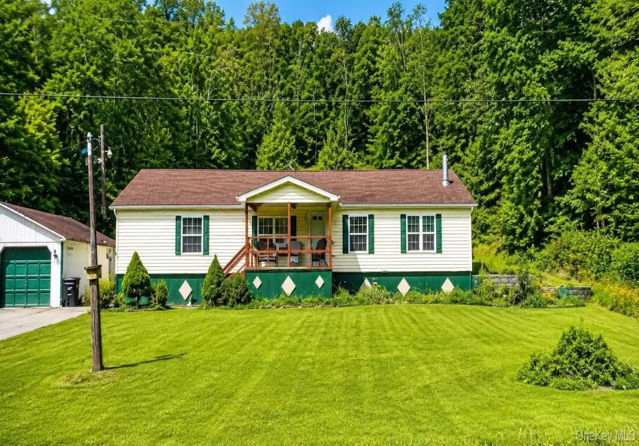 263 Mongaup Road, Fallsburg, NY, 3 Bedrooms Bedrooms, 7 Rooms Rooms,2 BathroomsBathrooms,Residential,For Rent,Mongaup,0,1037206 263 Mongaup Road, Fallsburg, NY, 3 Bedrooms Bedrooms, 7 Rooms Rooms,2 BathroomsBathrooms,Residential,For Rent,Mongaup,0,1037206