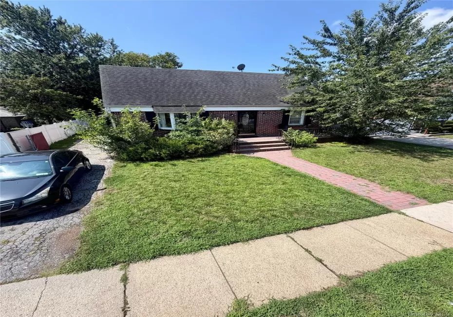 51 Jackson Avenue, Hempstead, NY, 4 Bedrooms Bedrooms, 6 Rooms Rooms,2 BathroomsBathrooms,Residential,For Rent,Jackson,0,1037655 51 Jackson Avenue, Hempstead, NY, 4 Bedrooms Bedrooms, 6 Rooms Rooms,2 BathroomsBathrooms,Residential,For Rent,Jackson,0,1037655