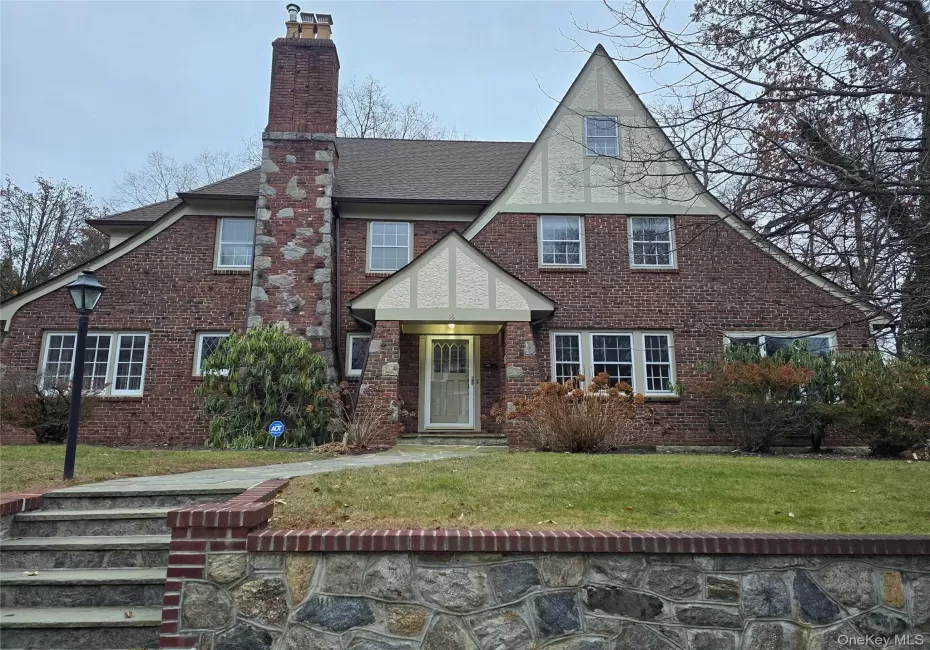 16 Bon Air Avenue, New Rochelle, NY, 4 Bedrooms Bedrooms, 11 Rooms Rooms,3 BathroomsBathrooms,Residential Lease,For Rent,Bon Air,0,1037712 16 Bon Air Avenue, New Rochelle, NY, 4 Bedrooms Bedrooms, 11 Rooms Rooms,3 BathroomsBathrooms,Residential Lease,For Rent,Bon Air,0,1037712
