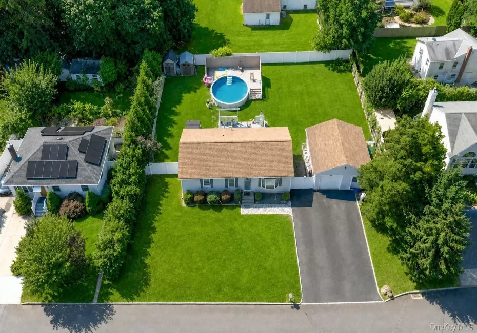 28 Mapleton Avenue, Brookhaven, NY, 3 Bedrooms Bedrooms, 6 Rooms Rooms,2 BathroomsBathrooms,Residential,For Rent,Mapleton,0,1037744 28 Mapleton Avenue, Brookhaven, NY, 3 Bedrooms Bedrooms, 6 Rooms Rooms,2 BathroomsBathrooms,Residential,For Rent,Mapleton,0,1037744