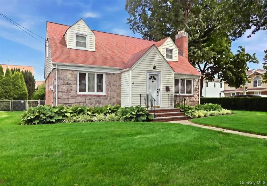 43 Scott Street, North Hempstead, NY, 4 Bedrooms Bedrooms, 8 Rooms Rooms,2 BathroomsBathrooms,Residential,For Rent,Scott,0,1036788 43 Scott Street, North Hempstead, NY, 4 Bedrooms Bedrooms, 8 Rooms Rooms,2 BathroomsBathrooms,Residential,For Rent,Scott,0,1036788