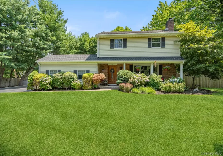53 Quaker Path, Brookhaven, NY, 3 Bedrooms Bedrooms, 7 Rooms Rooms,2 BathroomsBathrooms,Residential,For Rent,Quaker,0,1027332 53 Quaker Path, Brookhaven, NY, 3 Bedrooms Bedrooms, 7 Rooms Rooms,2 BathroomsBathrooms,Residential,For Rent,Quaker,0,1027332