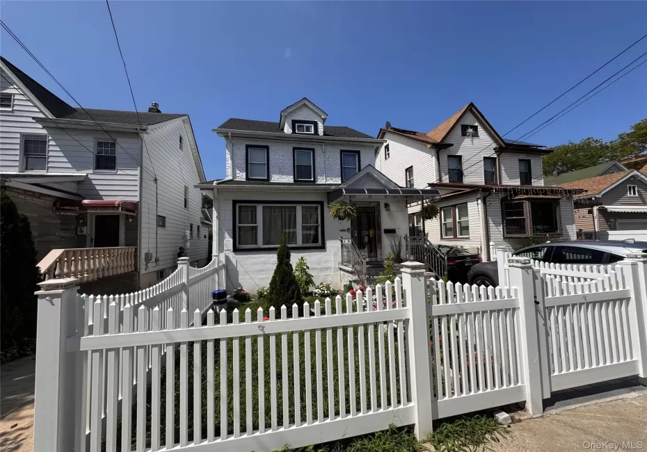 116-16 167th Street, New York, NY, 4 Bedrooms Bedrooms, 8 Rooms Rooms,2 BathroomsBathrooms,Residential,For Rent,167th,0,1037914 116-16 167th Street, New York, NY, 4 Bedrooms Bedrooms, 8 Rooms Rooms,2 BathroomsBathrooms,Residential,For Rent,167th,0,1037914