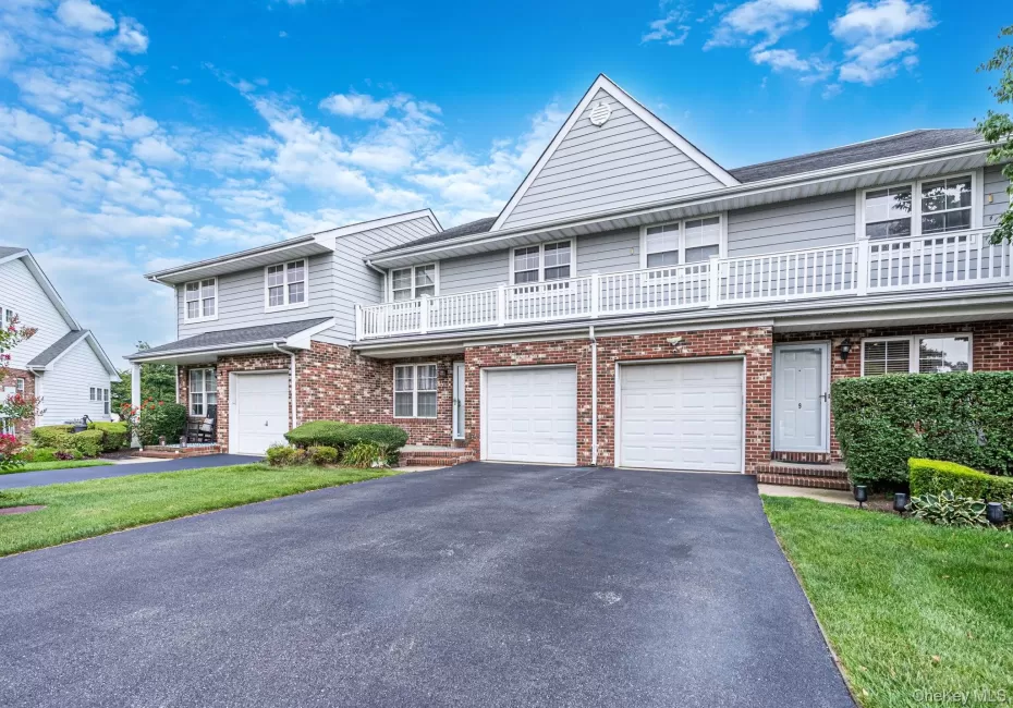 11 Broadlawn Drive, Islip, NY, 3 Bedrooms Bedrooms, 7 Rooms Rooms,2 BathroomsBathrooms,Residential,For Rent,Broadlawn,0,1037895 11 Broadlawn Drive, Islip, NY, 3 Bedrooms Bedrooms, 7 Rooms Rooms,2 BathroomsBathrooms,Residential,For Rent,Broadlawn,0,1037895
