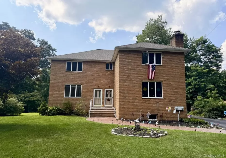 110 Baron De Hirsch Road, Cortlandt, NY, 2 Bedrooms Bedrooms, 5 Rooms Rooms,1 BathroomBathrooms,Residential Lease,For Rent,Baron De Hirsch,0,1037475 110 Baron De Hirsch Road, Cortlandt, NY, 2 Bedrooms Bedrooms, 5 Rooms Rooms,1 BathroomBathrooms,Residential Lease,For Rent,Baron De Hirsch,0,1037475