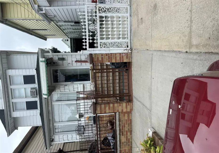 111-58 131st Street, New York, NY, 3 Bedrooms Bedrooms, 6 Rooms Rooms,1 BathroomBathrooms,Residential,For Rent,131st,0,1021890 111-58 131st Street, New York, NY, 3 Bedrooms Bedrooms, 6 Rooms Rooms,1 BathroomBathrooms,Residential,For Rent,131st,0,1021890