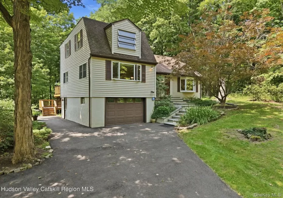 307 Old Kingston Road, New Paltz, NY, 4 Bedrooms Bedrooms, 9 Rooms Rooms,2 BathroomsBathrooms,Residential,For Rent,Old Kingston,0,1038082 307 Old Kingston Road, New Paltz, NY, 4 Bedrooms Bedrooms, 9 Rooms Rooms,2 BathroomsBathrooms,Residential,For Rent,Old Kingston,0,1038082