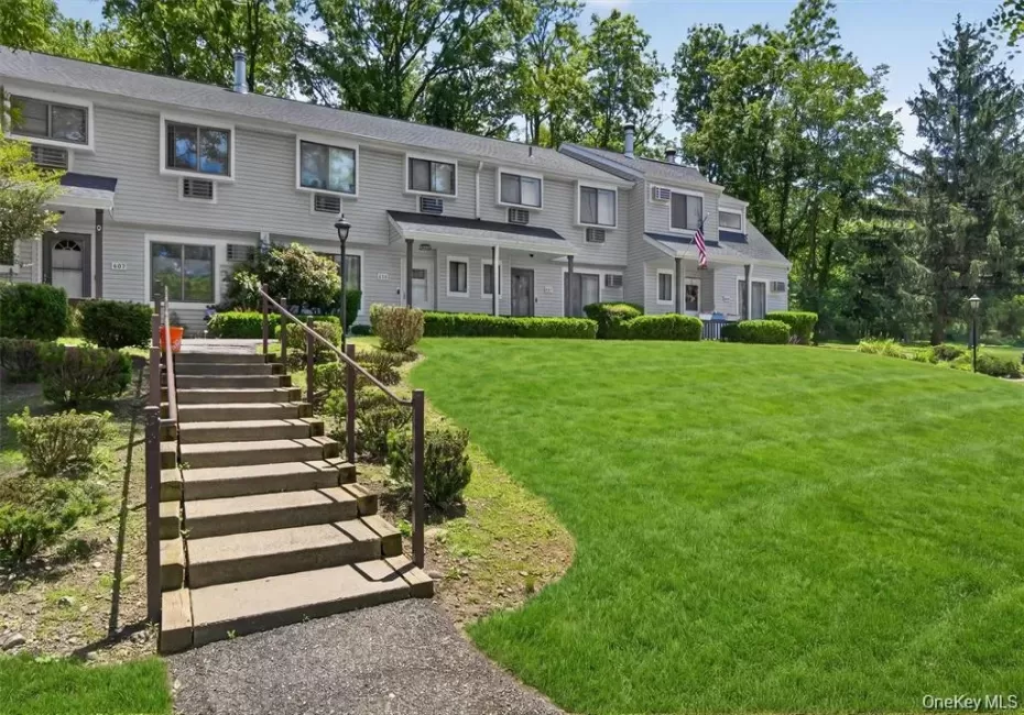 607 Mountain Laurel Drive, Monroe, NY, 3 Bedrooms Bedrooms, 6 Rooms Rooms,2 BathroomsBathrooms,Residential,For Rent,Mountain Laurel,0,1037650 607 Mountain Laurel Drive, Monroe, NY, 3 Bedrooms Bedrooms, 6 Rooms Rooms,2 BathroomsBathrooms,Residential,For Rent,Mountain Laurel,0,1037650