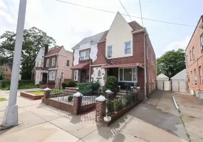 13446 229th Street, New York, NY, 3 Bedrooms Bedrooms, 8 Rooms Rooms,2 BathroomsBathrooms,Residential,For Rent,229th,0,1038048 13446 229th Street, New York, NY, 3 Bedrooms Bedrooms, 8 Rooms Rooms,2 BathroomsBathrooms,Residential,For Rent,229th,0,1038048