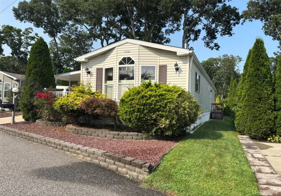 1661 Old Country Road, Riverhead, NY, 2 Bedrooms Bedrooms, 5 Rooms Rooms,2 BathroomsBathrooms,Residential,For Rent,Old Country,0,1038025 1661 Old Country Road, Riverhead, NY, 2 Bedrooms Bedrooms, 5 Rooms Rooms,2 BathroomsBathrooms,Residential,For Rent,Old Country,0,1038025