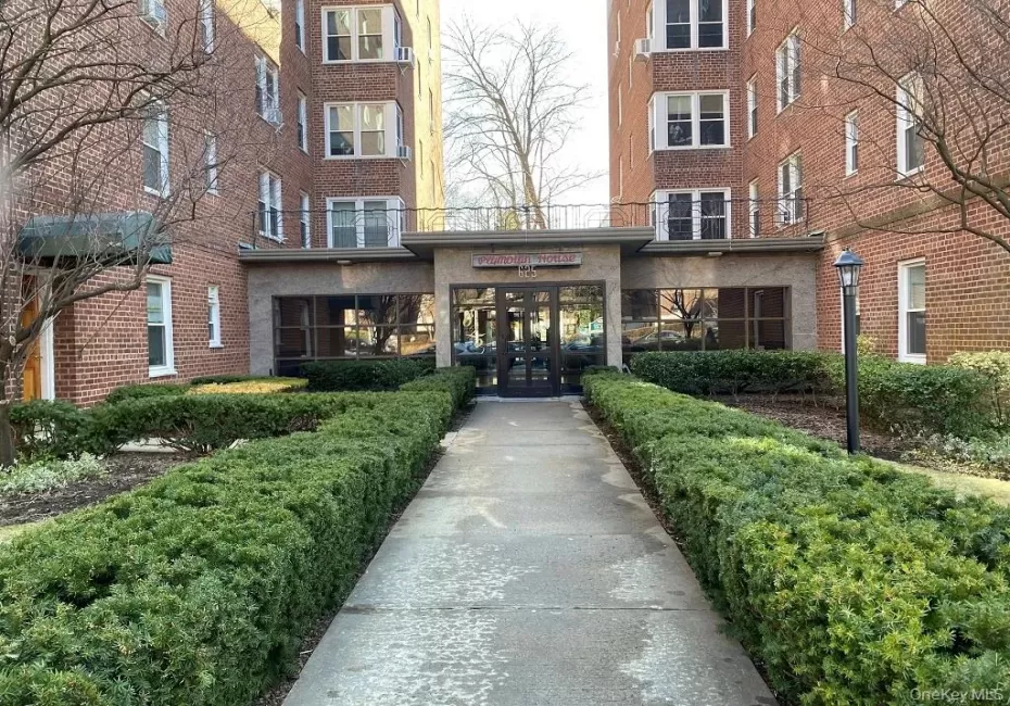 625 Gramatan Avenue, Mount Vernon, NY, 1 Bedroom Bedrooms, 4 Rooms Rooms,1 BathroomBathrooms,Residential,For Rent,Gramatan,0,1025668 625 Gramatan Avenue, Mount Vernon, NY, 1 Bedroom Bedrooms, 4 Rooms Rooms,1 BathroomBathrooms,Residential,For Rent,Gramatan,0,1025668