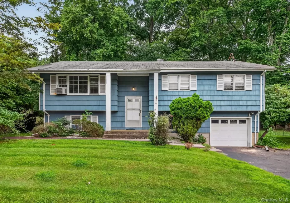794 Brookridge Drive, Clarkstown, NY, 4 Bedrooms Bedrooms, 8 Rooms Rooms,2 BathroomsBathrooms,Residential,For Rent,Brookridge,0,1031152 794 Brookridge Drive, Clarkstown, NY, 4 Bedrooms Bedrooms, 8 Rooms Rooms,2 BathroomsBathrooms,Residential,For Rent,Brookridge,0,1031152