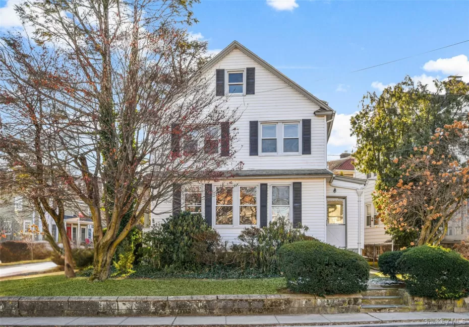 310 Palmer Avenue, Mamaroneck, NY, 4 Bedrooms Bedrooms, 9 Rooms Rooms,2 BathroomsBathrooms,Residential Lease,For Rent,Palmer,0,1037915 310 Palmer Avenue, Mamaroneck, NY, 4 Bedrooms Bedrooms, 9 Rooms Rooms,2 BathroomsBathrooms,Residential Lease,For Rent,Palmer,0,1037915
