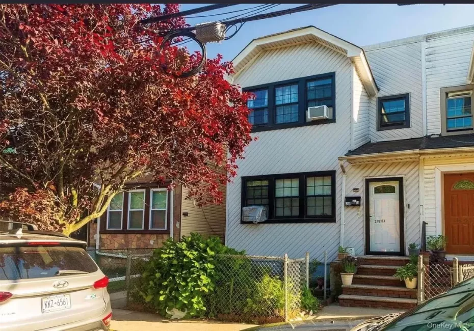 21804 137th Avenue, New York, NY, 3 Bedrooms Bedrooms, 5 Rooms Rooms,1 BathroomBathrooms,Residential Lease,For Rent,137th,0,1034547 21804 137th Avenue, New York, NY, 3 Bedrooms Bedrooms, 5 Rooms Rooms,1 BathroomBathrooms,Residential Lease,For Rent,137th,0,1034547