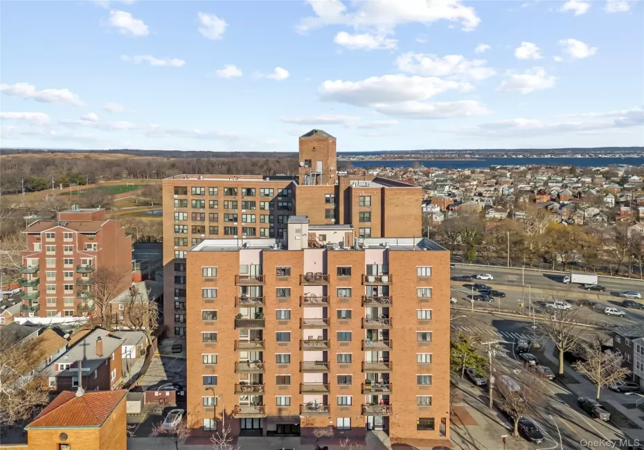 1600 Parkview Avenue, New York, NY, 2 Bedrooms Bedrooms, 4 Rooms Rooms,1 BathroomBathrooms,Residential,For Rent,Parkview,0,950998 1600 Parkview Avenue, New York, NY, 2 Bedrooms Bedrooms, 4 Rooms Rooms,1 BathroomBathrooms,Residential,For Rent,Parkview,0,950998
