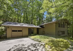 80 Clinton Road, Tuxedo, NY, 4 Bedrooms Bedrooms, 7 Rooms Rooms,2 BathroomsBathrooms,Residential,For Rent,Clinton,0,997183 80 Clinton Road, Tuxedo, NY, 4 Bedrooms Bedrooms, 7 Rooms Rooms,2 BathroomsBathrooms,Residential,For Rent,Clinton,0,997183