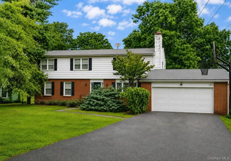 37 Hagan Drive, Poughkeepsie (town), NY, 5 Bedrooms Bedrooms, 9 Rooms Rooms,2 BathroomsBathrooms,Residential,For Rent,Hagan,0,1031909 37 Hagan Drive, Poughkeepsie (town), NY, 5 Bedrooms Bedrooms, 9 Rooms Rooms,2 BathroomsBathrooms,Residential,For Rent,Hagan,0,1031909
