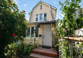 18246 90th Avenue, New York, NY, 3 Bedrooms Bedrooms, 5 Rooms Rooms,3 BathroomsBathrooms,Residential,For Rent,90th,0,1037815 18246 90th Avenue, New York, NY, 3 Bedrooms Bedrooms, 5 Rooms Rooms,3 BathroomsBathrooms,Residential,For Rent,90th,0,1037815