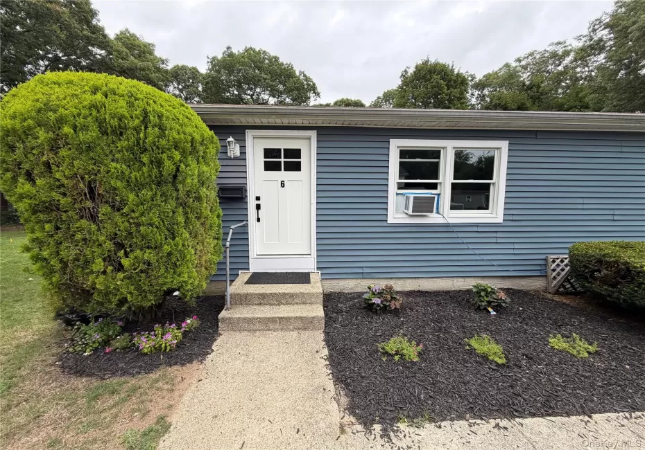 305 Smithtown Boulevard, Smithtown, NY, 1 Bedroom Bedrooms, 5 Rooms Rooms,1 BathroomBathrooms,Residential Lease,For Rent,Smithtown,0,1038446 305 Smithtown Boulevard, Smithtown, NY, 1 Bedroom Bedrooms, 5 Rooms Rooms,1 BathroomBathrooms,Residential Lease,For Rent,Smithtown,0,1038446
