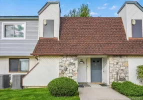 150 Pointe Circle N., Brookhaven, NY, 2 Bedrooms Bedrooms, 5 Rooms Rooms,1 BathroomBathrooms,Residential Lease,For Rent,Pointe Circle N.,0,1038169 150 Pointe Circle N., Brookhaven, NY, 2 Bedrooms Bedrooms, 5 Rooms Rooms,1 BathroomBathrooms,Residential Lease,For Rent,Pointe Circle N.,0,1038169