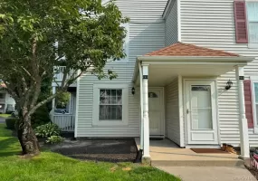 161 Fairview Circle, Brookhaven, NY, 2 Bedrooms Bedrooms, 4 Rooms Rooms,1 BathroomBathrooms,Residential Lease,For Rent,Fairview,0,1038497 161 Fairview Circle, Brookhaven, NY, 2 Bedrooms Bedrooms, 4 Rooms Rooms,1 BathroomBathrooms,Residential Lease,For Rent,Fairview,0,1038497