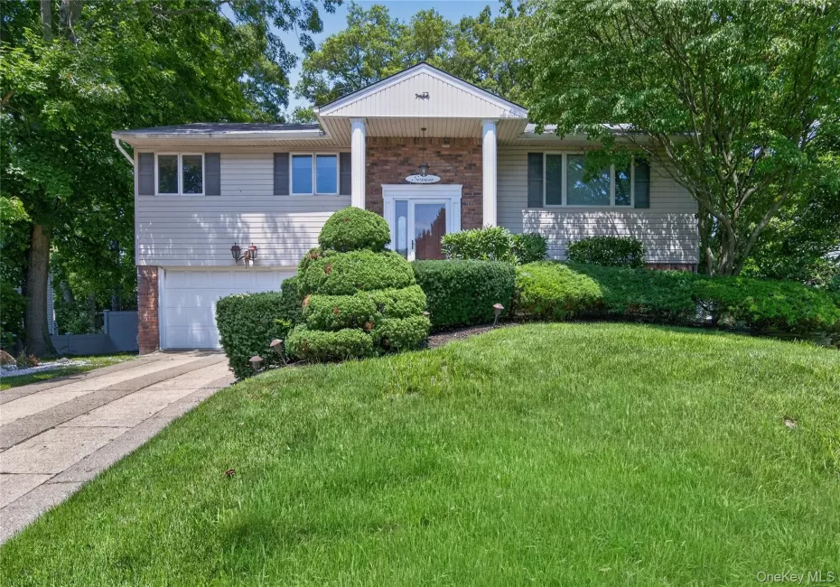 7 Chatham Road, Smithtown, NY, 3 Bedrooms Bedrooms, 8 Rooms Rooms,1 BathroomBathrooms,Residential,For Rent,Chatham,0,1023277 7 Chatham Road, Smithtown, NY, 3 Bedrooms Bedrooms, 8 Rooms Rooms,1 BathroomBathrooms,Residential,For Rent,Chatham,0,1023277